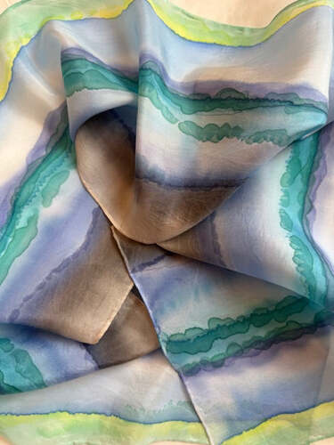 The Gift She’ll Never Forget: Why Silk Scarves Feel Personal